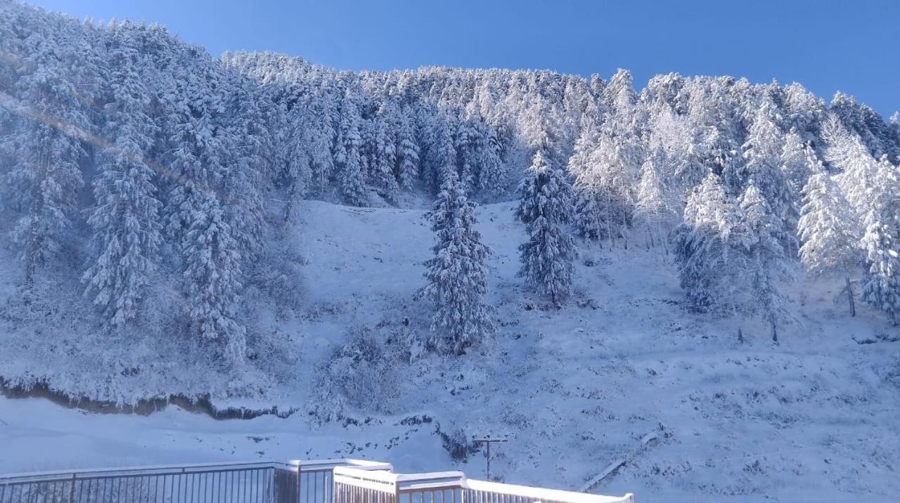The Countryside Retreat I Vacations I Conference I Mice I Family Events I Open Air Terrace I Sky Bonfire I Kufri By Exotic Stays Shimla Exterior photo